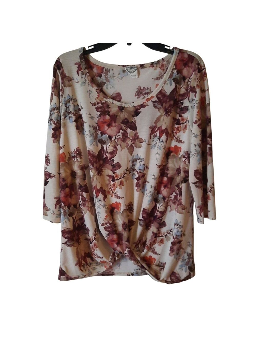 Late August Twist Front Blouse Large